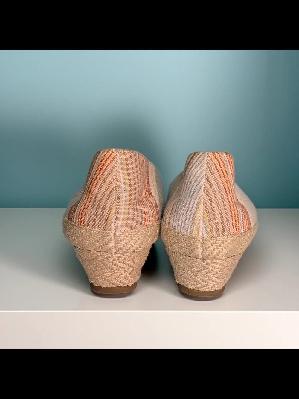 NWOT American Eagle Outfitters Peach & Cream Striped Espadrille Flats Size 10